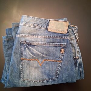 GUESS Men's Blue Jeans Size 36" Waist with Distinctive Pocket Stitching (Used)